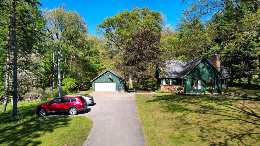 Photo of 4887 N Us Highway 35, La Porte, IN 46350 (MLS # 839303)