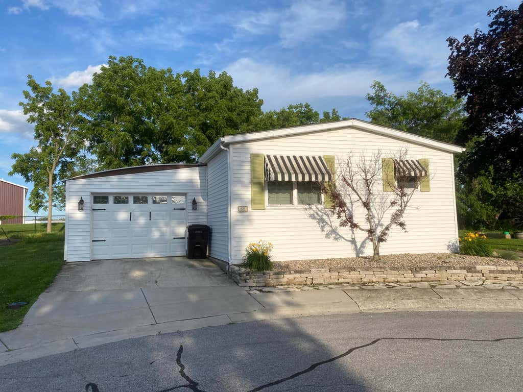 Photo of 1350 E North Street #100, Crown Point, IN 46307 (MLS # 841385)