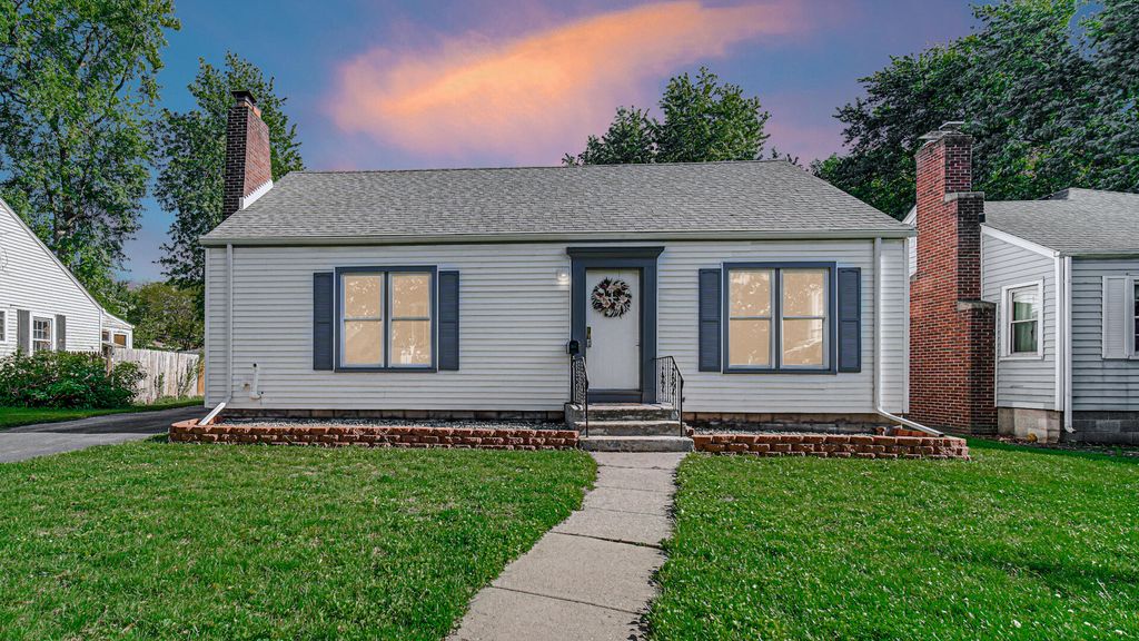Photo of 2640 38th Street, Highland, IN 46322 (MLS # 838884)