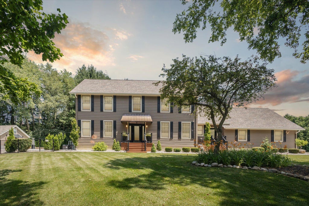 Photo of 3691 W Pawnee Drive W, La Porte, IN 46350 (MLS # 847380)