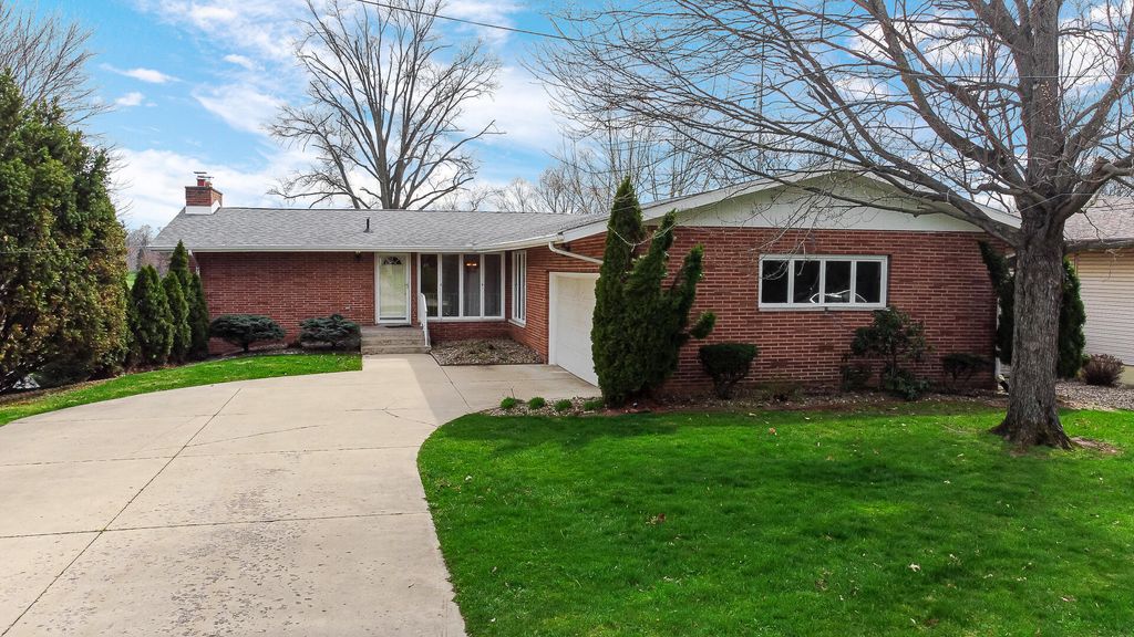 Photo of 2212 Southwest Road, La Porte, IN 46350 (MLS # 836863)