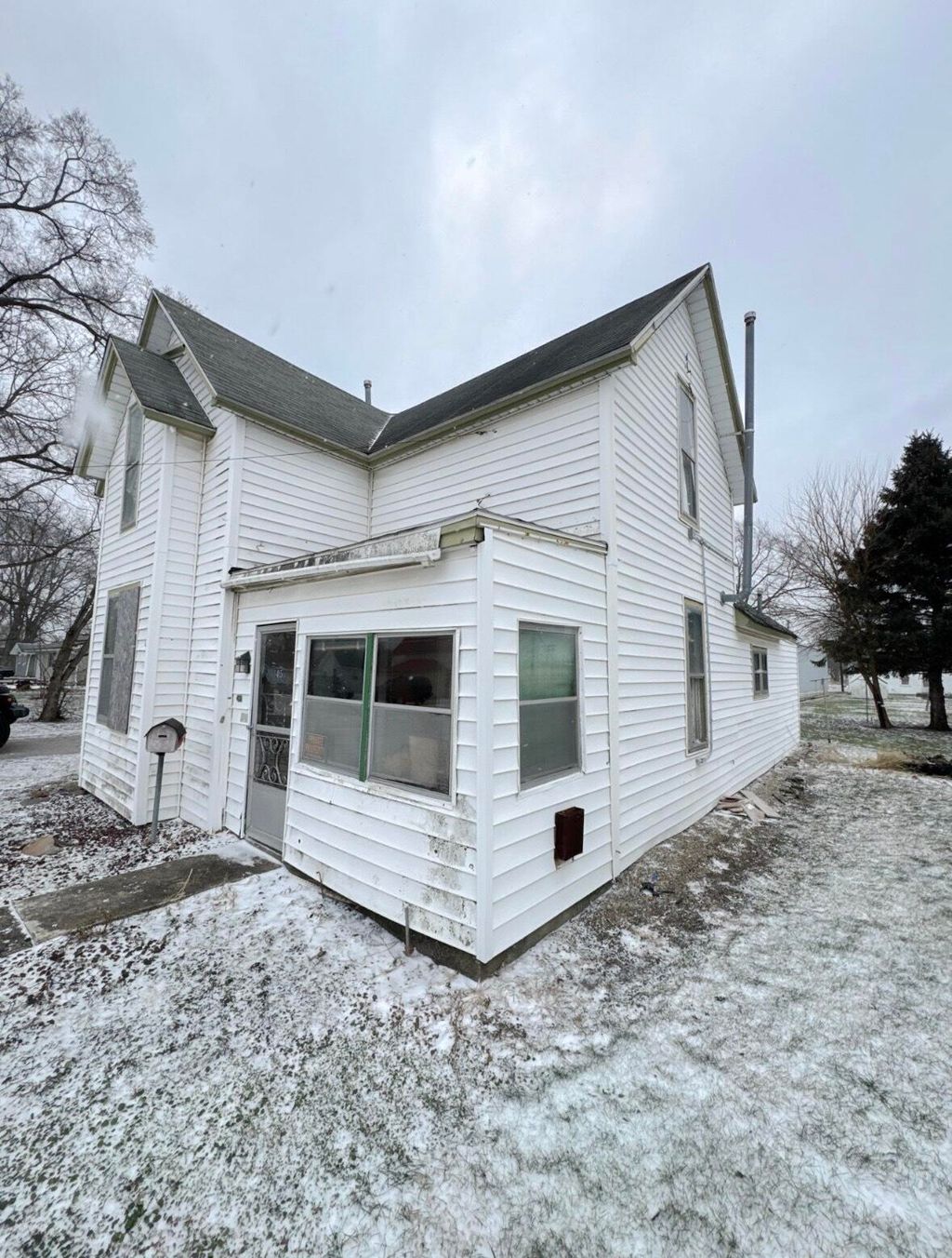 Photo of 415 E Oak Street, Rensselaer, IN 47978 (MLS # 833284)