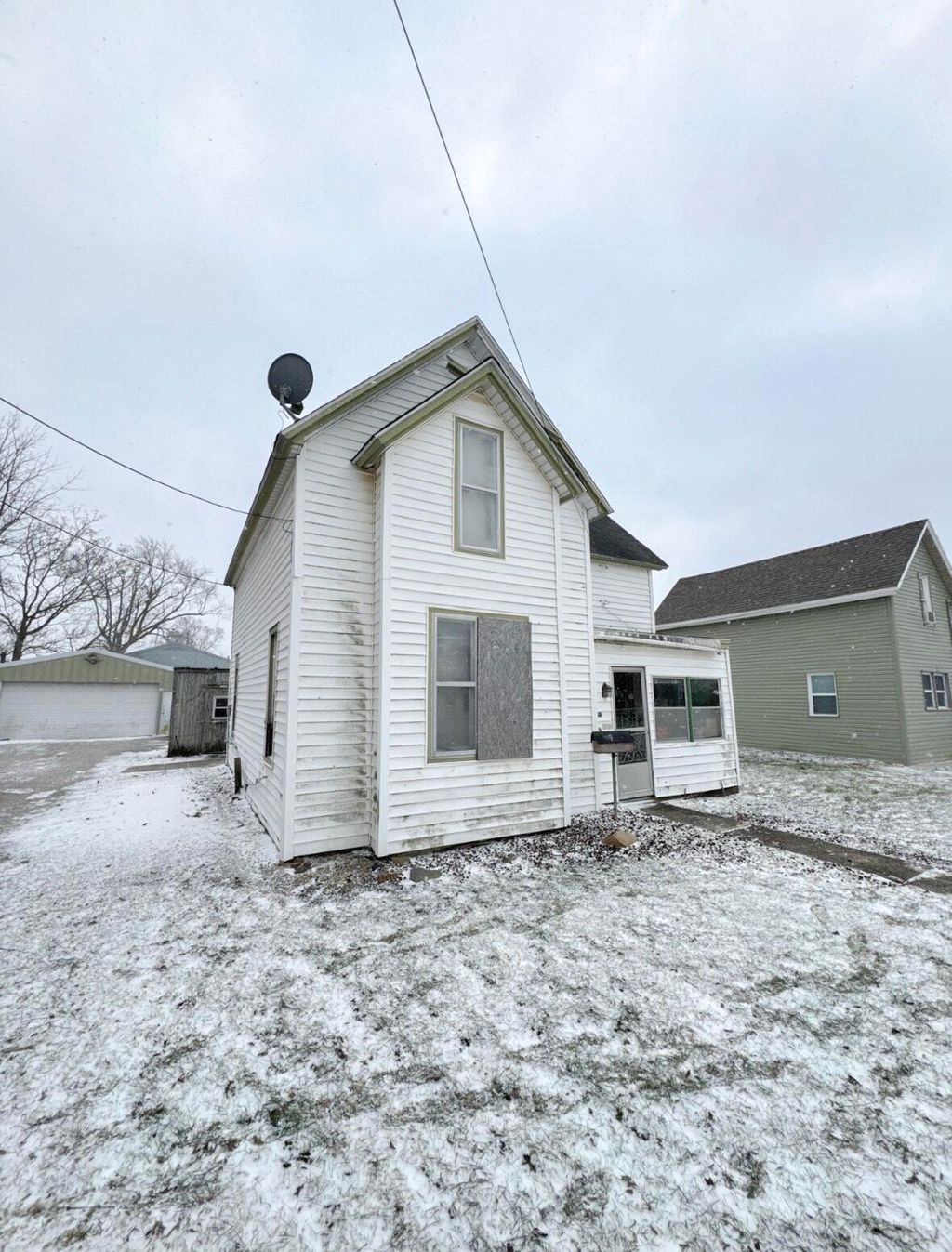 Photo of 415 E Oak Street, Rensselaer, IN 47978 (MLS # 833284)