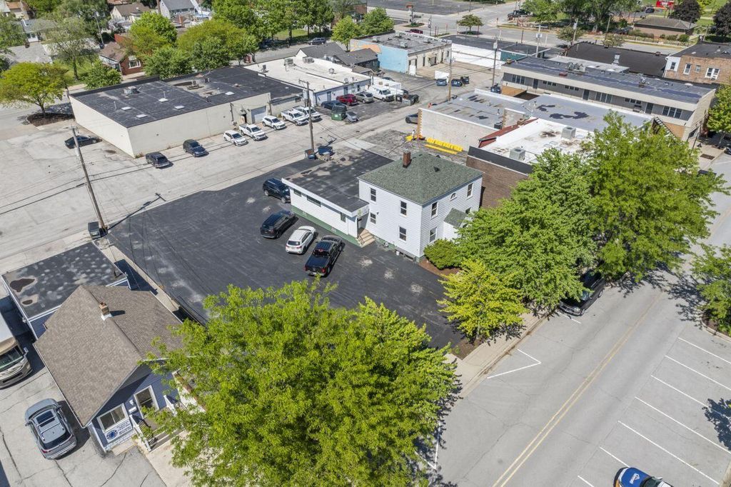 Photo of 2923 Jewett Avenue, Highland, IN 46322 (MLS # 836582)