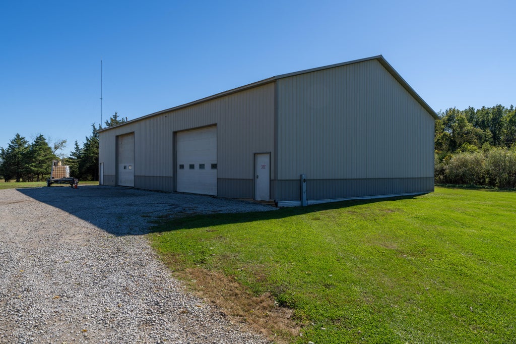 Photo of 14615 Reeder Road, Crown Point, IN 46307 (MLS # 847085)