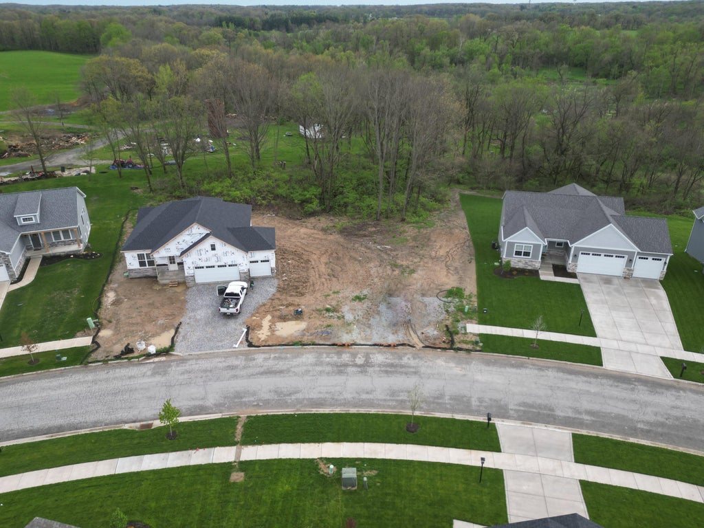 Photo of 304 Apple Grove Lane, Valparaiso, IN 46385 (MLS # 845457)