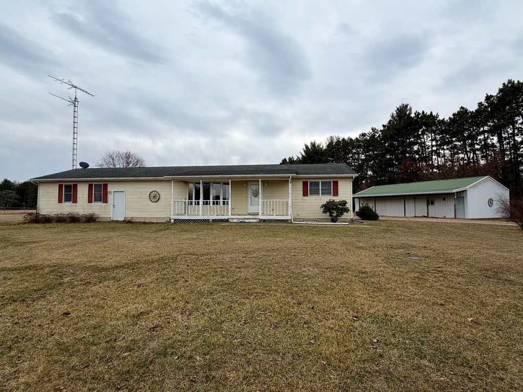 Photo of 5831 W 700 N, Winamac, IN 46996 (MLS # 834178)