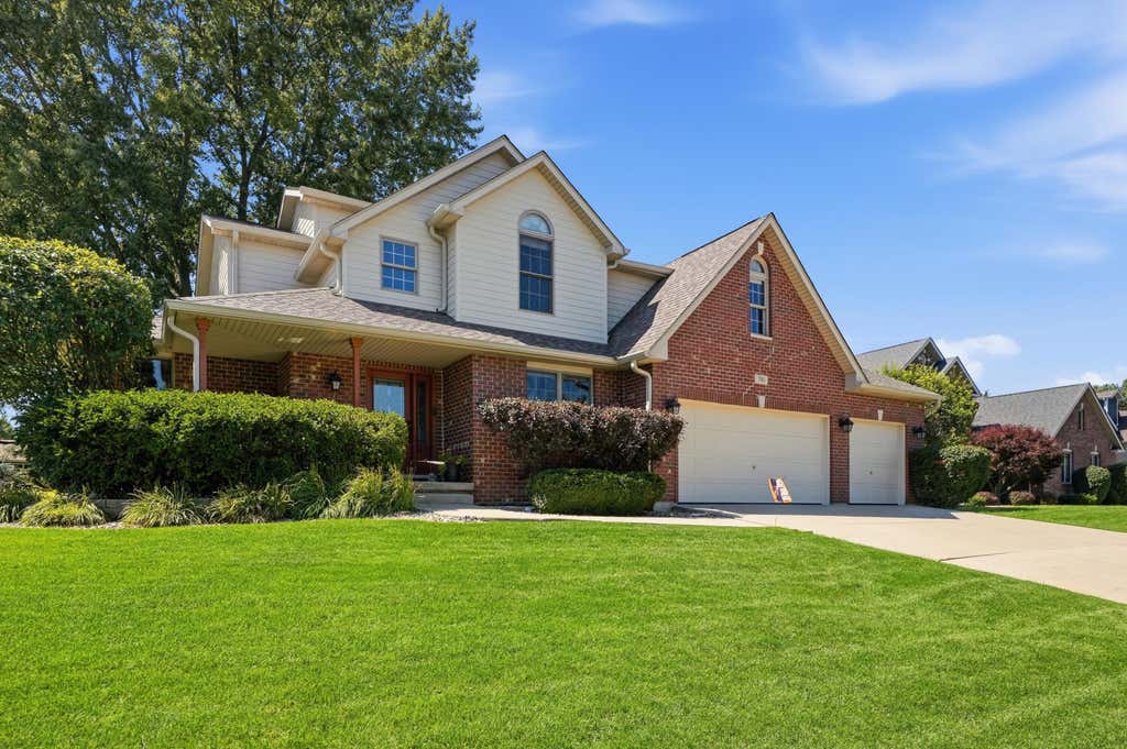 Photo of 795 Morningside Court, Crown Point, IN 46307 (MLS # 843998)