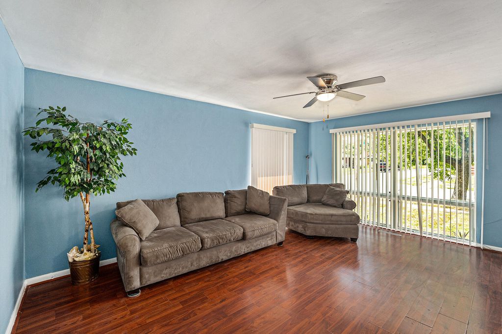 Photo of 6647 Ash Place, Gary, IN 46403 (MLS # 831417)