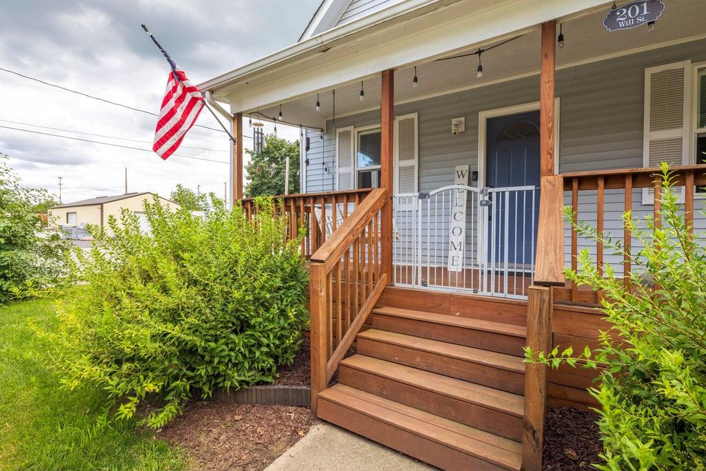 Photo of 201 Will Street, Kouts, IN 46347 (MLS # 831772)