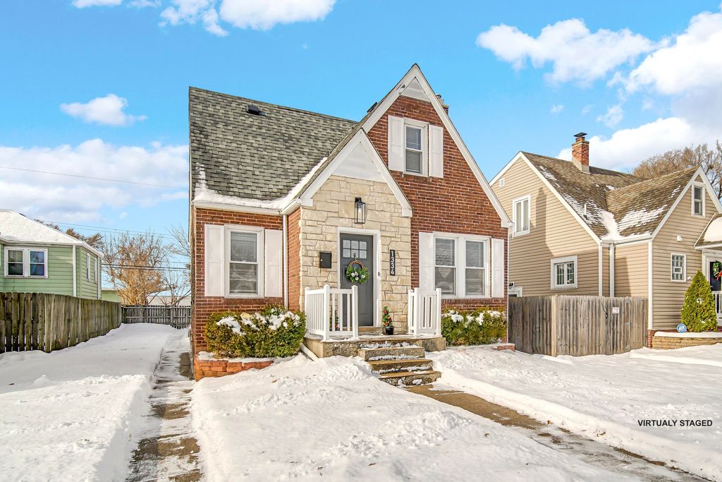 Photo of 1334 Lake Avenue, Whiting, IN 46394 (MLS # 831781)