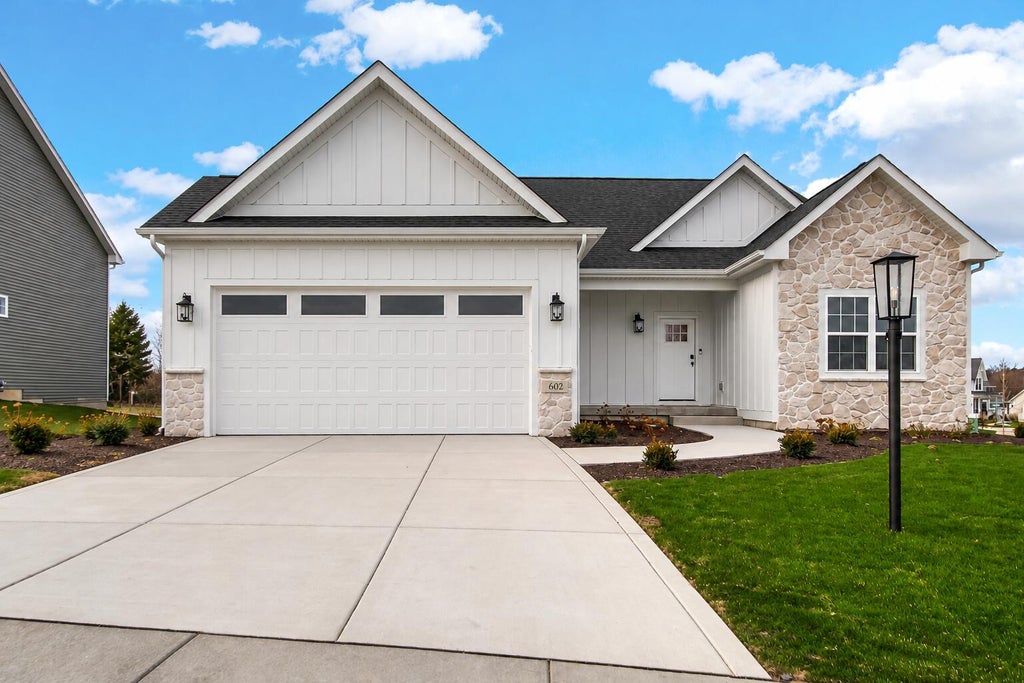 Photo of 493 Magnolia Lane, Chesterton, IN 46304 (MLS # 846741)
