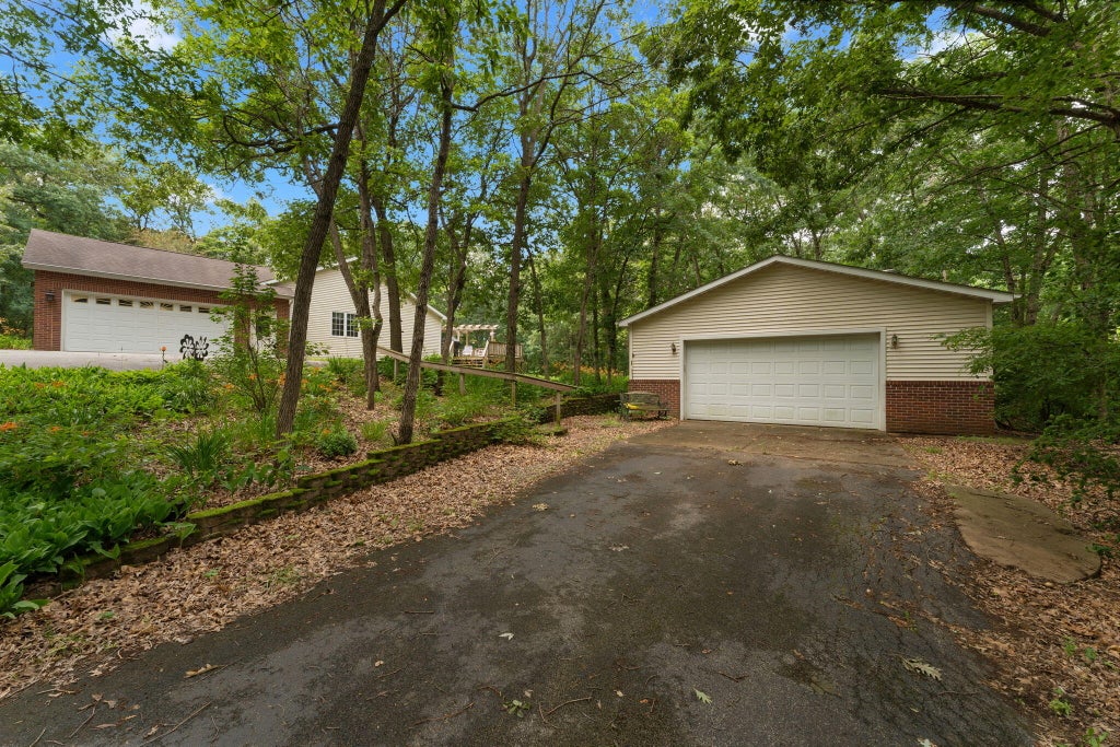 Photo of 10856 N Makeever Drive E, DeMotte, IN 46310 (MLS # 847047)