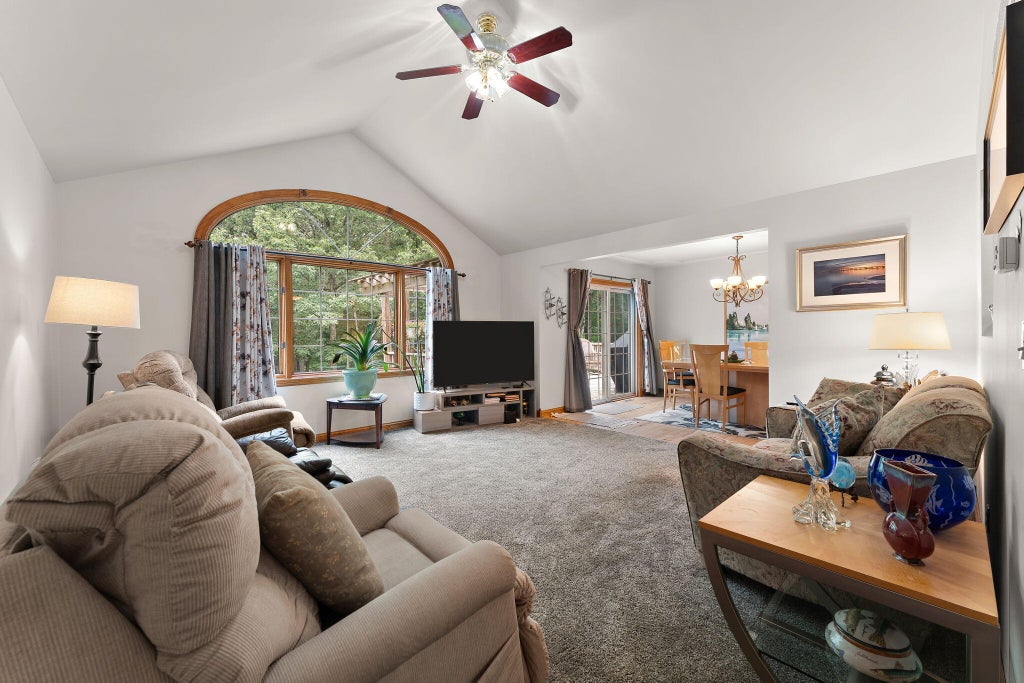 Photo of 10856 N Makeever Drive E, DeMotte, IN 46310 (MLS # 847047)