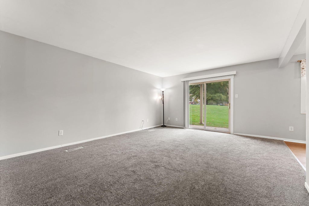 Photo of 953 Millpond Road N, Valparaiso, IN 46385 (MLS # 847087)