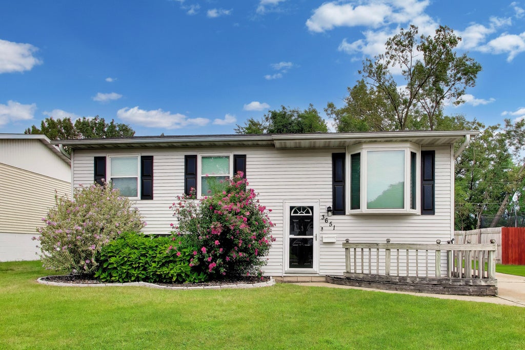 Photo of 3651 175th Place, Hammond, IN 46323 (MLS # 844660)