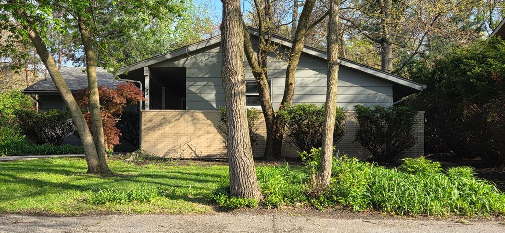 Photo of 124 Diana Road, Portage, IN 46368 (MLS # 838224)