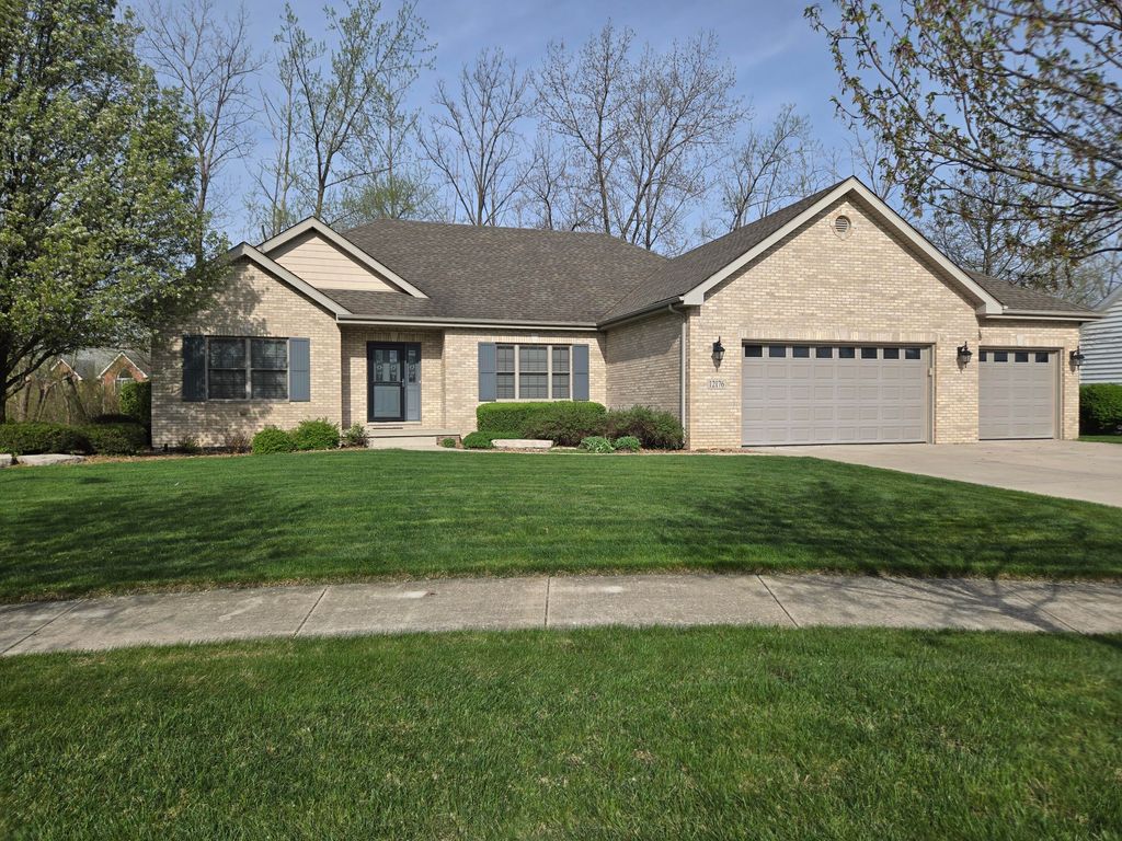 Photo of 12176 W 106th Lane, Saint John, IN 46373 (MLS # 837432)