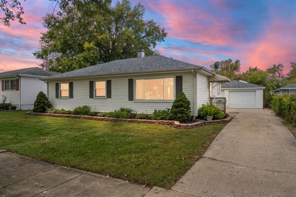 8208 GRACE PL, HIGHLAND, IN 46322 - Image c5e21dce78be8a7c40551ebcb5cbf977/3035602218