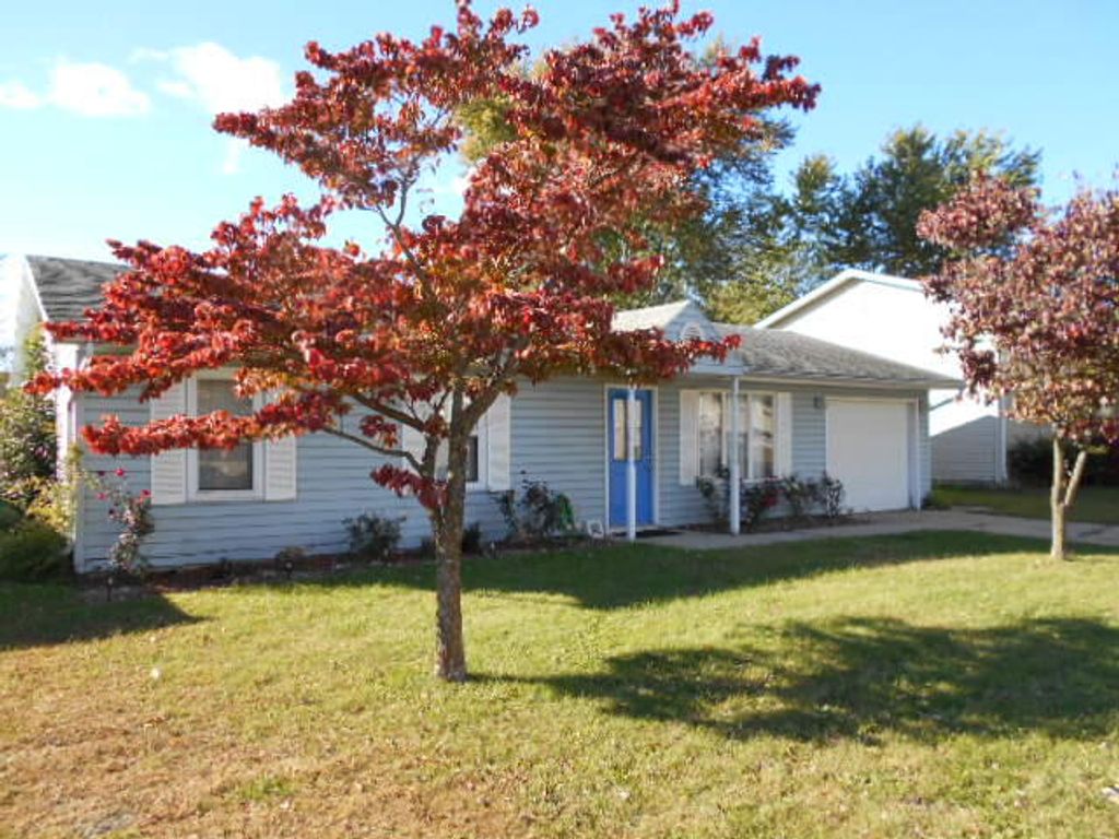 Photo of 3170 Lawrence Street, Hobart, IN 46342 (MLS # 831435)