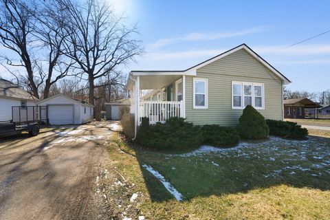 Property photo of 217 E 13 Th Place, Hobart, IN 46342