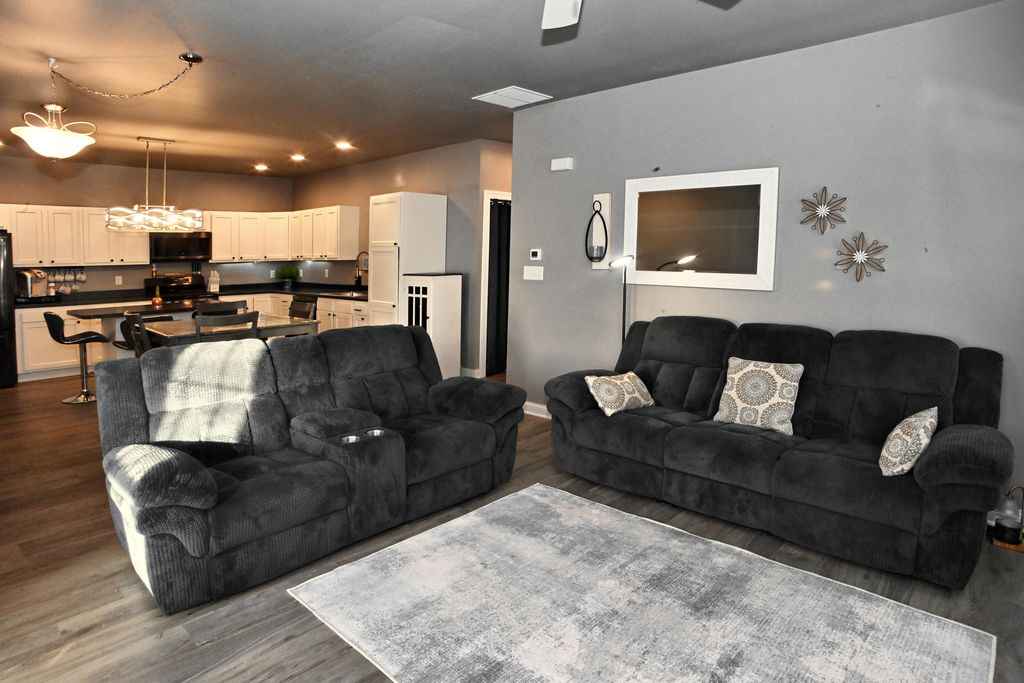 Photo of 1205 Tower Lane, Chesterton, IN 46304 (MLS # 833040)