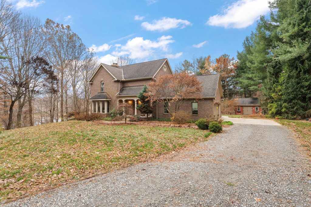 Photo of 8416 E 400 N, Rolling Prairie, IN 46371 (MLS # 833638)