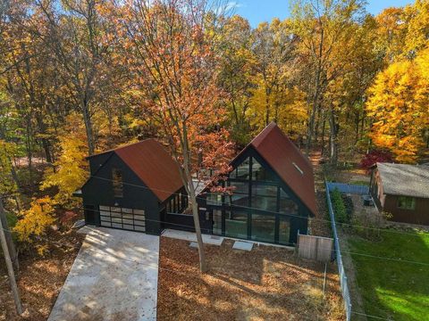 218 Elmwood Drive Michigan City IN 46360