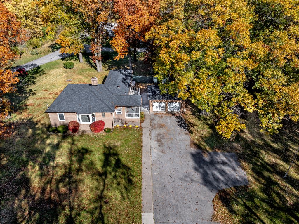 Photo of 6600 Central Avenue, Portage, IN 46368 (MLS # 832315)