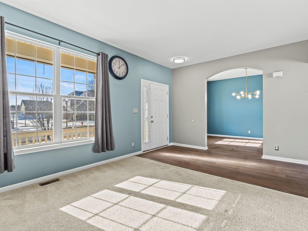 Photo of 1140 Hyde Park, Crown Point, IN 46307 (MLS # 833952)