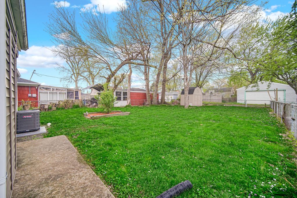 Photo of 7608 Catalpa Avenue, Hammond, IN 46324 (MLS # 837836)