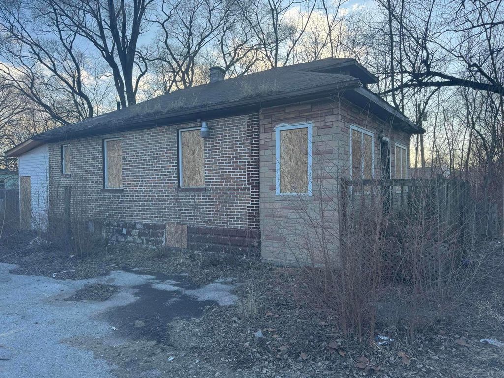 Photo of 1105 W 15th Avenue, Gary, IN 46407 (MLS # 834544)