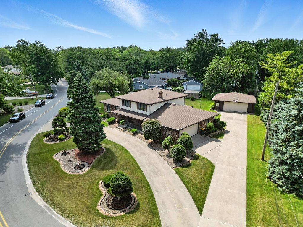 Photo of 1246 River Drive, Munster, IN 46321 (MLS # 834936)