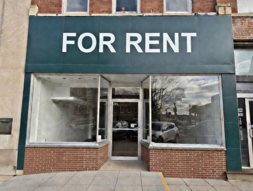 Photo of 132 S Main Street, Crown Point, IN 46307 (MLS # 834390)