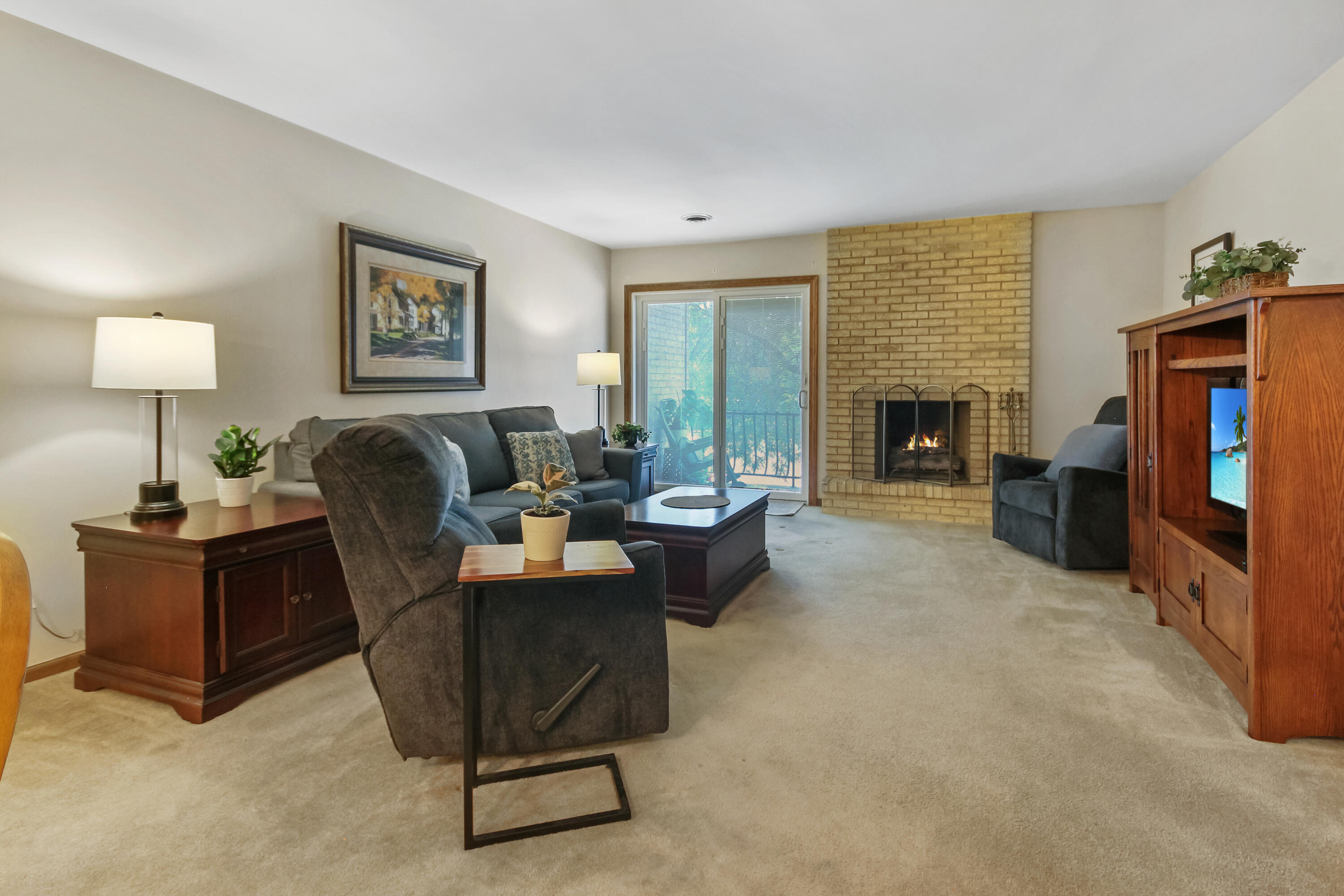 1720 Homan Drive 204