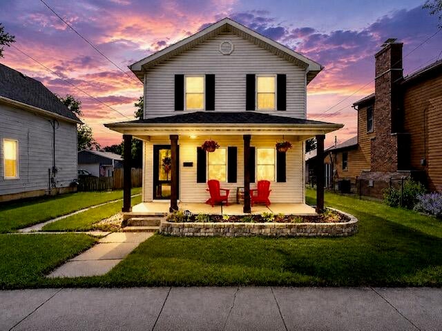 Photo of 405 N Grant Street, Crown Point, IN 46307 (MLS # 842919)