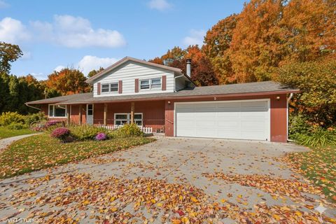 606 S 18th Street, Chesterton, IN 46304 - #: 824484