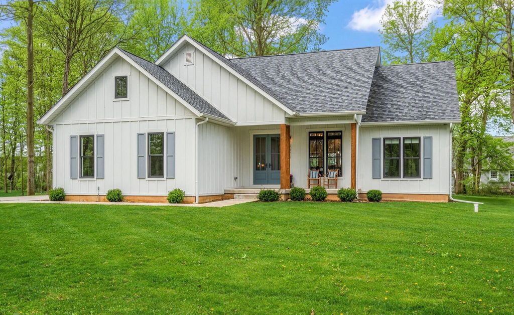 Photo of 3574 S Maple Lane Court, La Porte, IN 46350 (MLS # 837665)