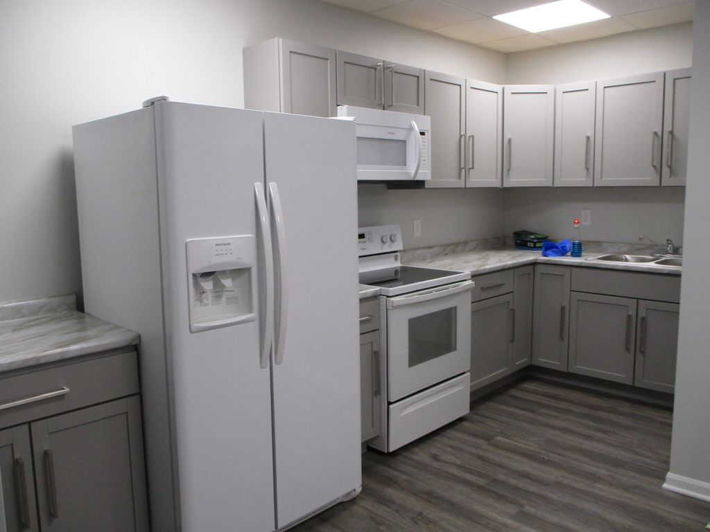 Photo of 402 E Sigler Street #B, Hebron, IN 46341 (MLS # 830012)