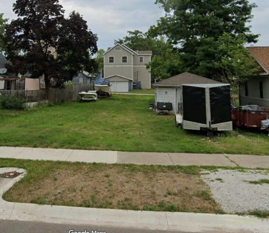 Photo of 314 Lincoln Avenue, Michigan City, IN 46360 (MLS # 835598)