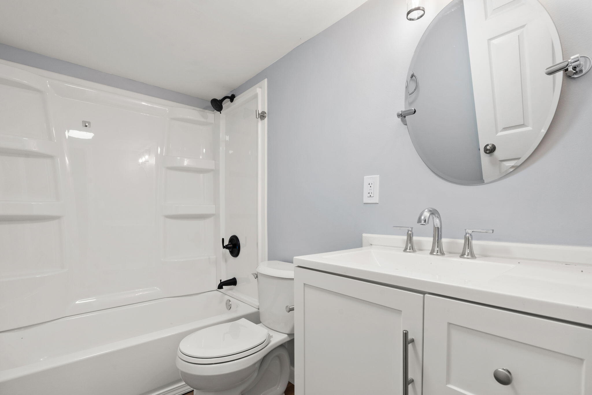 Hammond, Indiana 46324, United States, 3 Bedrooms Bedrooms, ,1 BathroomBathrooms,Residential,Active,226883