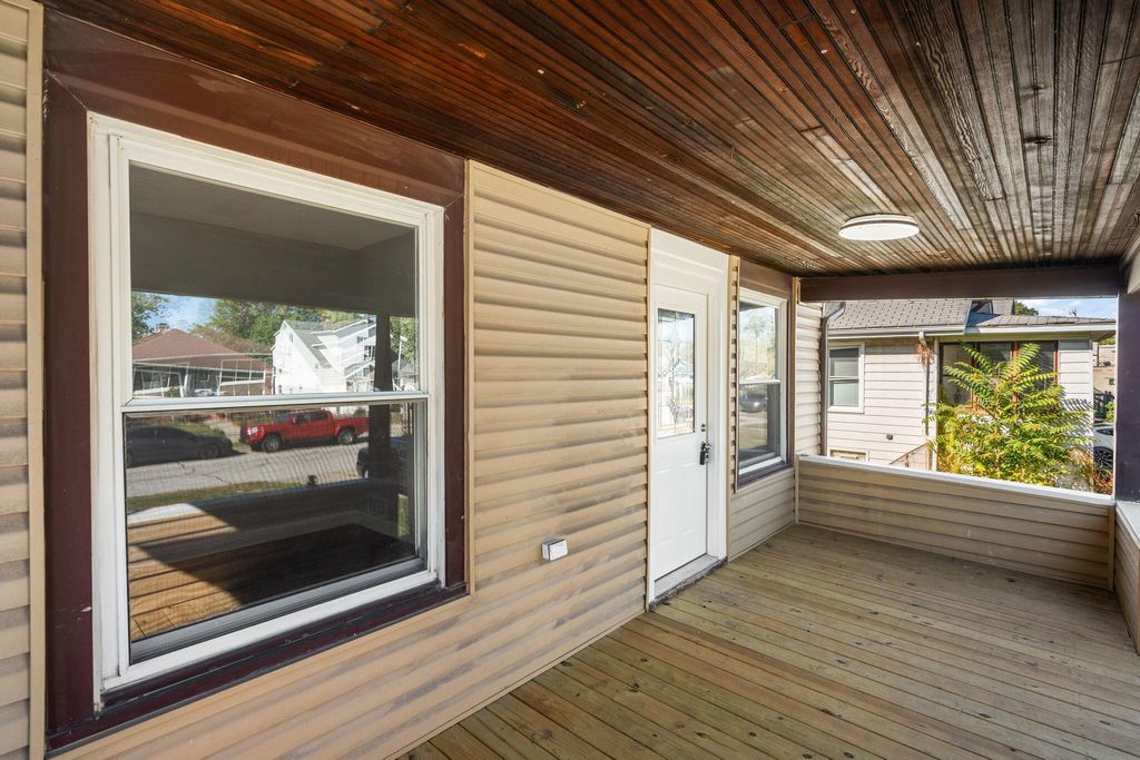 Photo of 6238 Garfield Avenue, Hammond, IN 46324 (MLS # 829274)