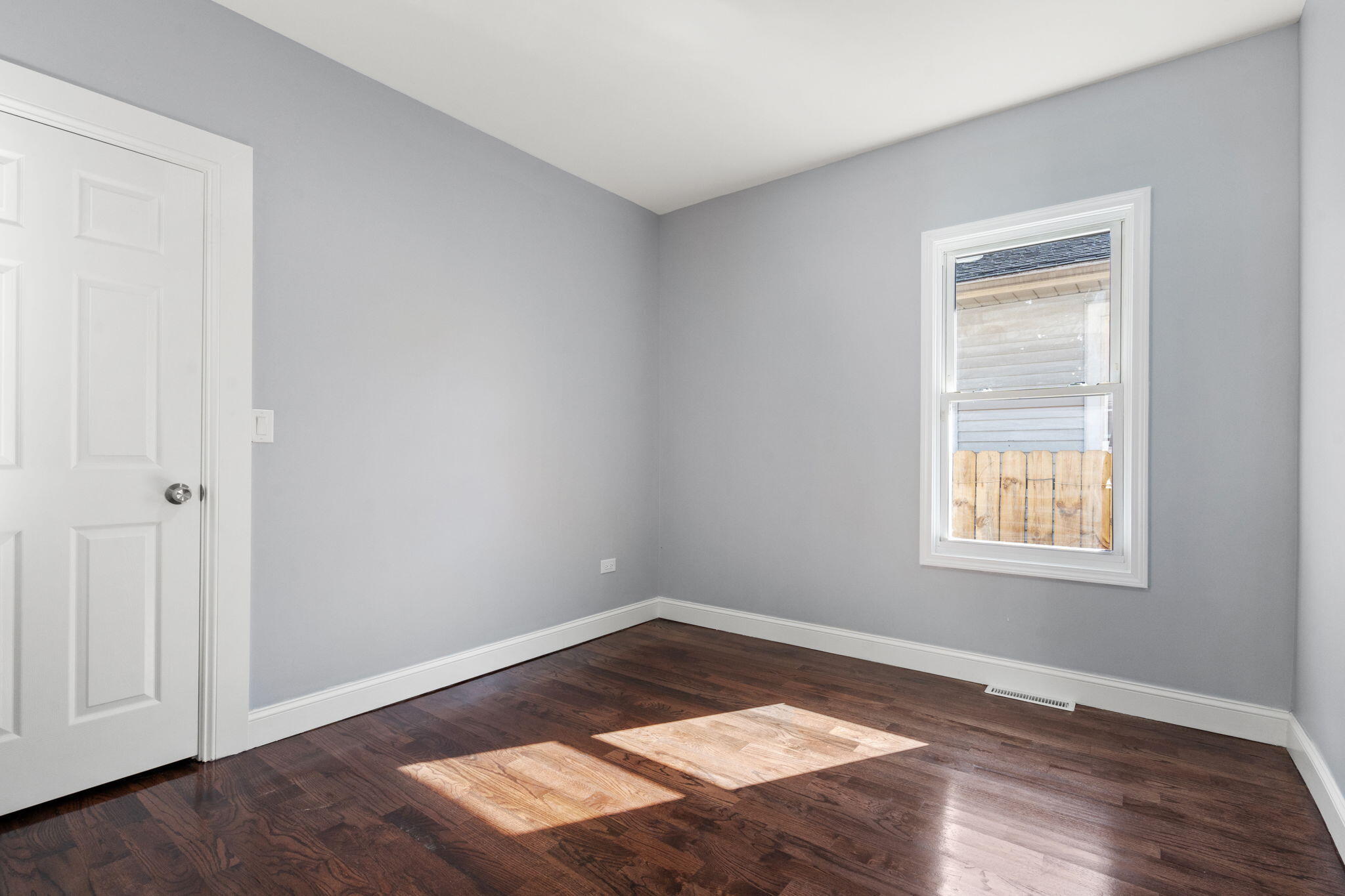 Hammond, Indiana 46324, United States, 3 Bedrooms Bedrooms, ,1 BathroomBathrooms,Residential,Active,226883