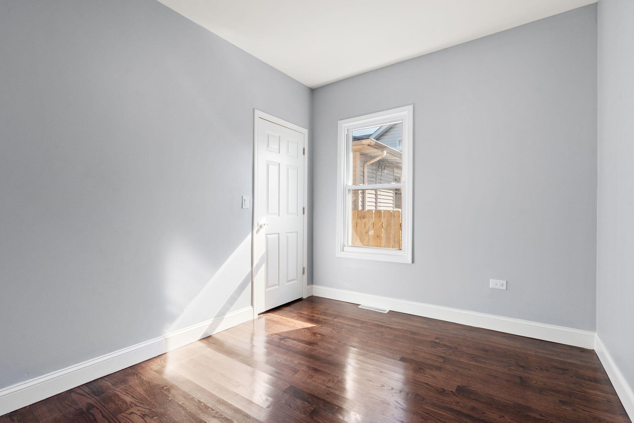 Hammond, Indiana 46324, United States, 3 Bedrooms Bedrooms, ,1 BathroomBathrooms,Residential,Active,226883