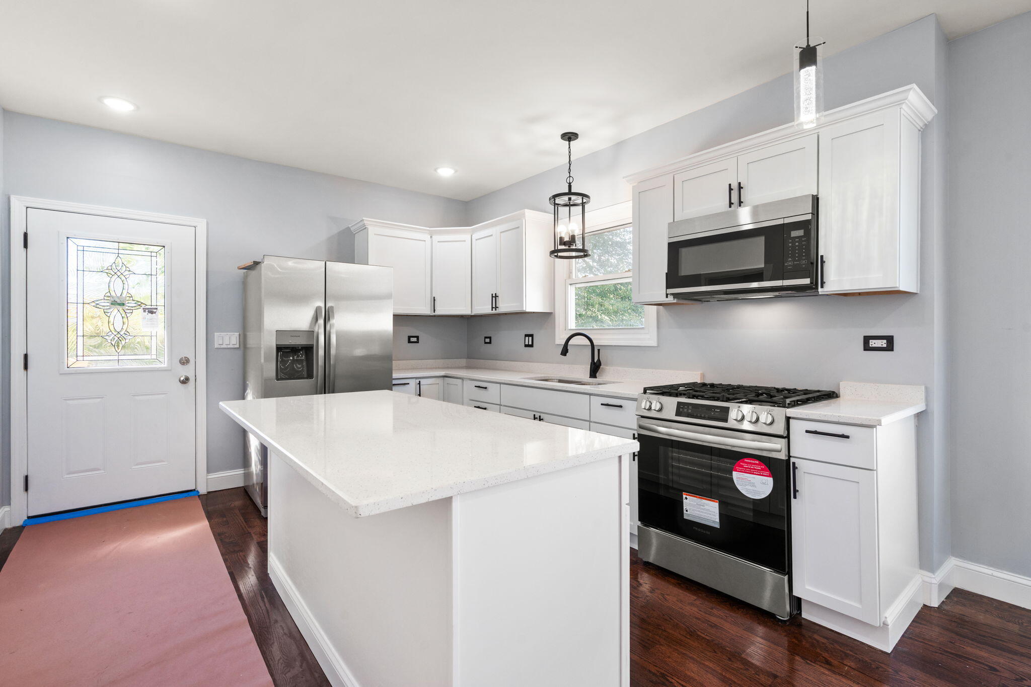 Hammond, Indiana 46324, United States, 3 Bedrooms Bedrooms, ,1 BathroomBathrooms,Residential,Active,226883