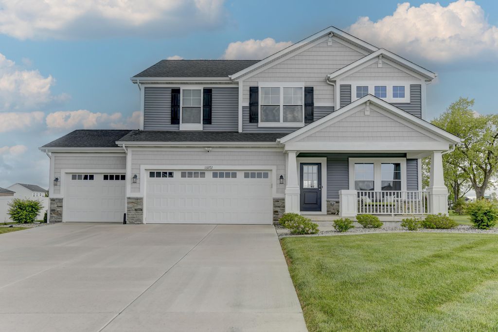 Photo of 13272 Light Avenue, Dyer, IN 46311 (MLS # 838175)