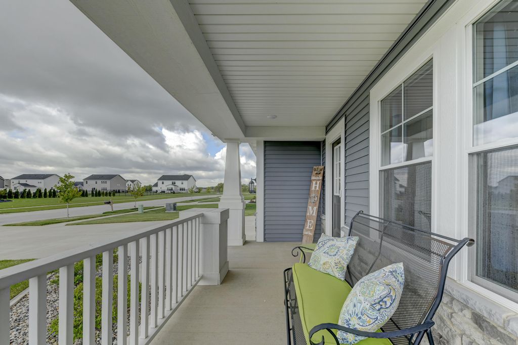 Photo of 13272 Light Avenue, Dyer, IN 46311 (MLS # 838175)