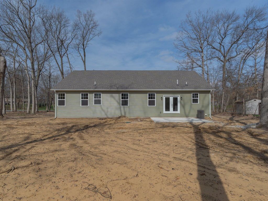 Photo of 11337 Quail Run Drive N, Wheatfield, IN 46392 (MLS # 842184)