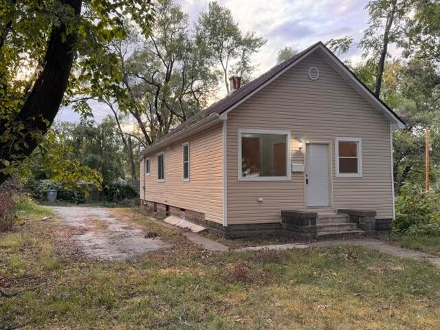 Photo of 4228 Delaware Street, Gary, IN 46409 (MLS # 845392)