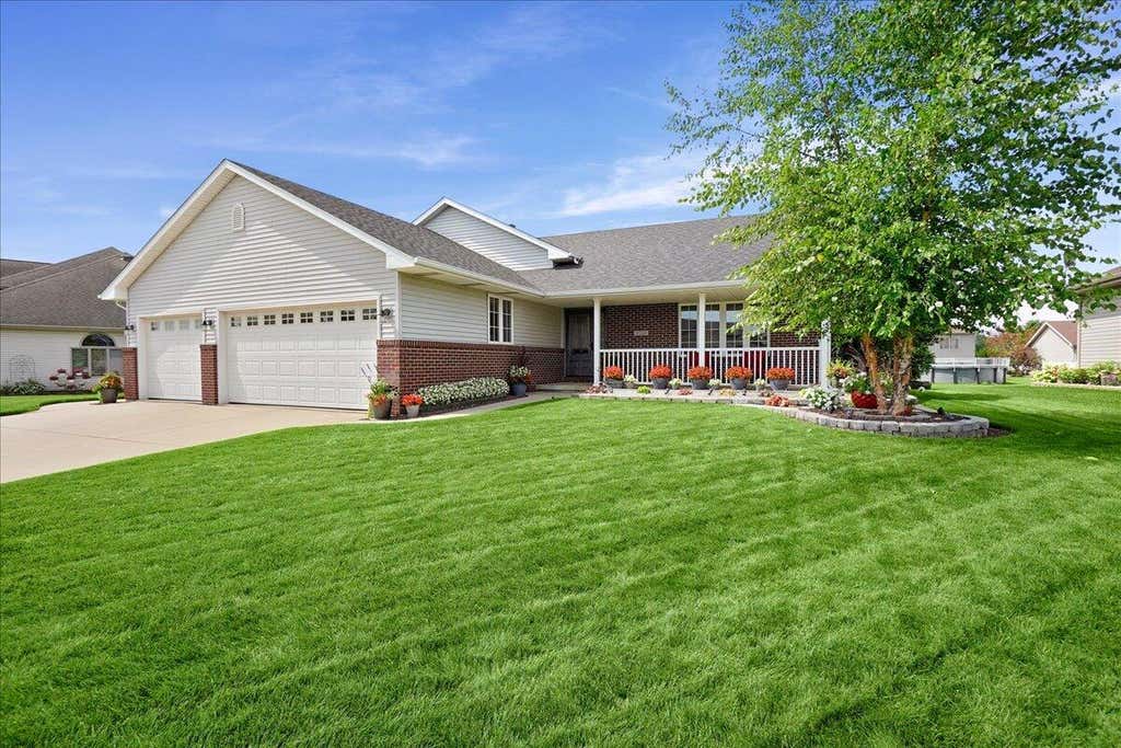 Photo of 9204 Bryan Lane, Crown Point, IN 46307 (MLS # 843496)